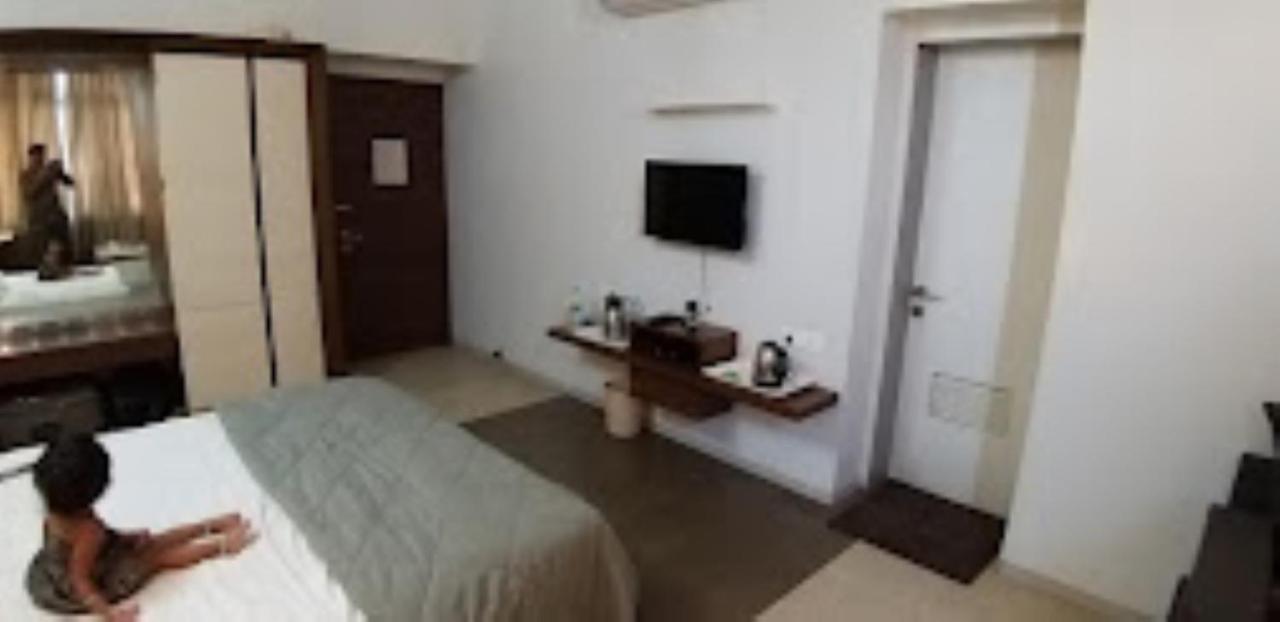 Hotel Maratha Residency,Ratnāgiri Eksteriør billede